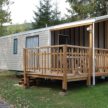 Camping Les Clarines Ла-Бурбуль